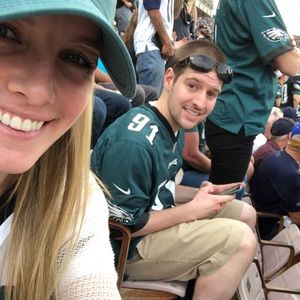 Meet your Posher, Lea